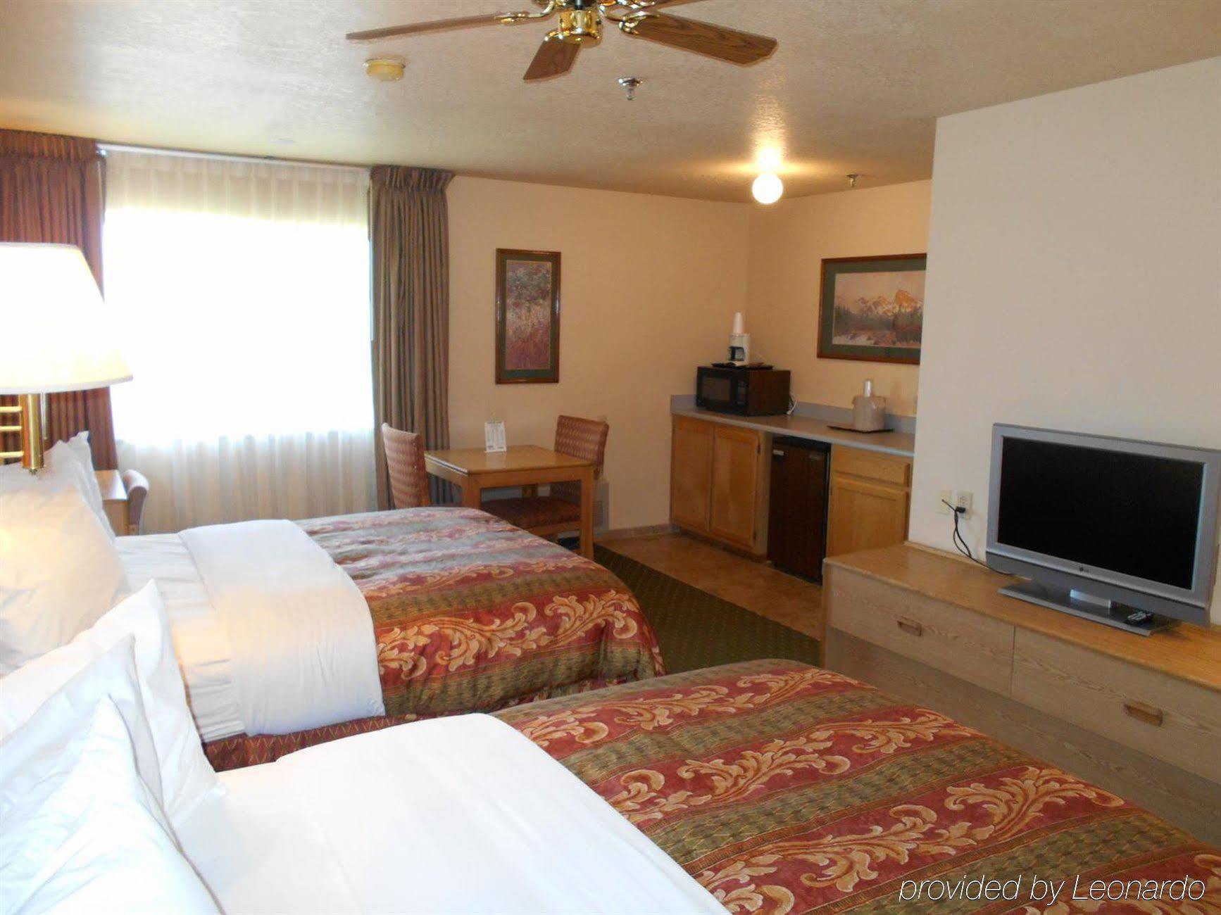 Alpine Inn & Suites גאניסון מראה חיצוני תמונה