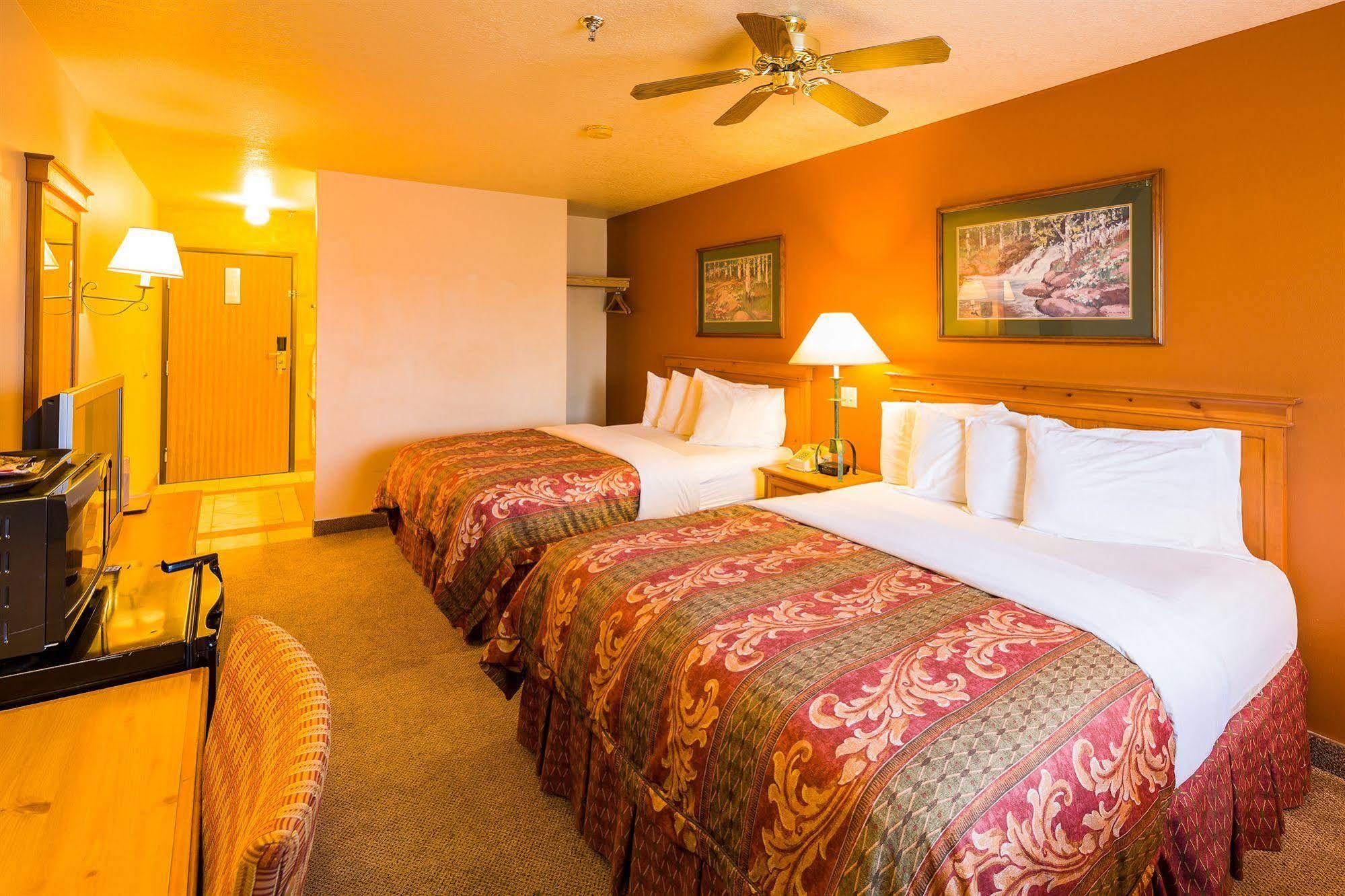 Alpine Inn & Suites גאניסון מראה חיצוני תמונה