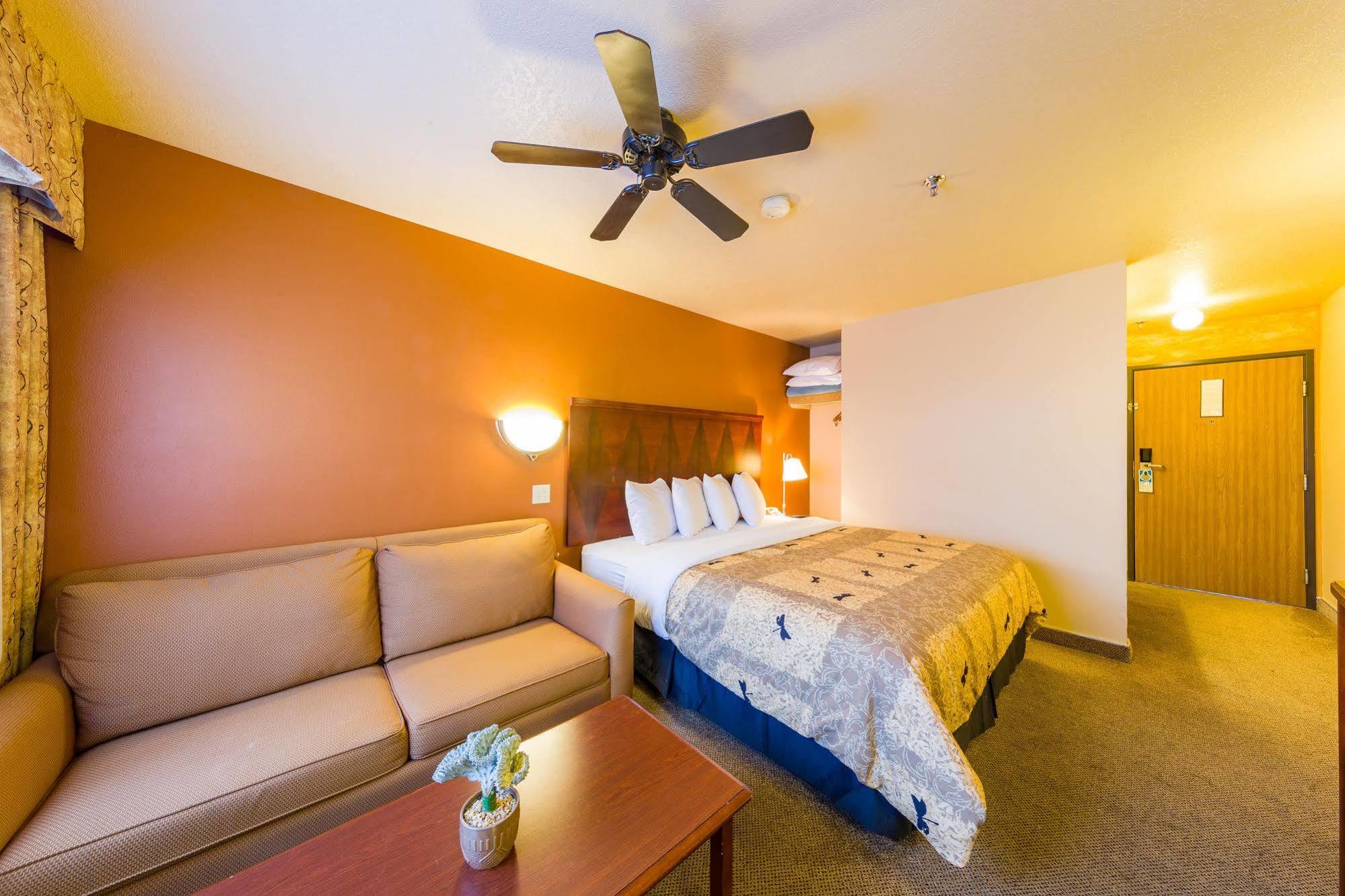 Alpine Inn & Suites גאניסון מראה חיצוני תמונה