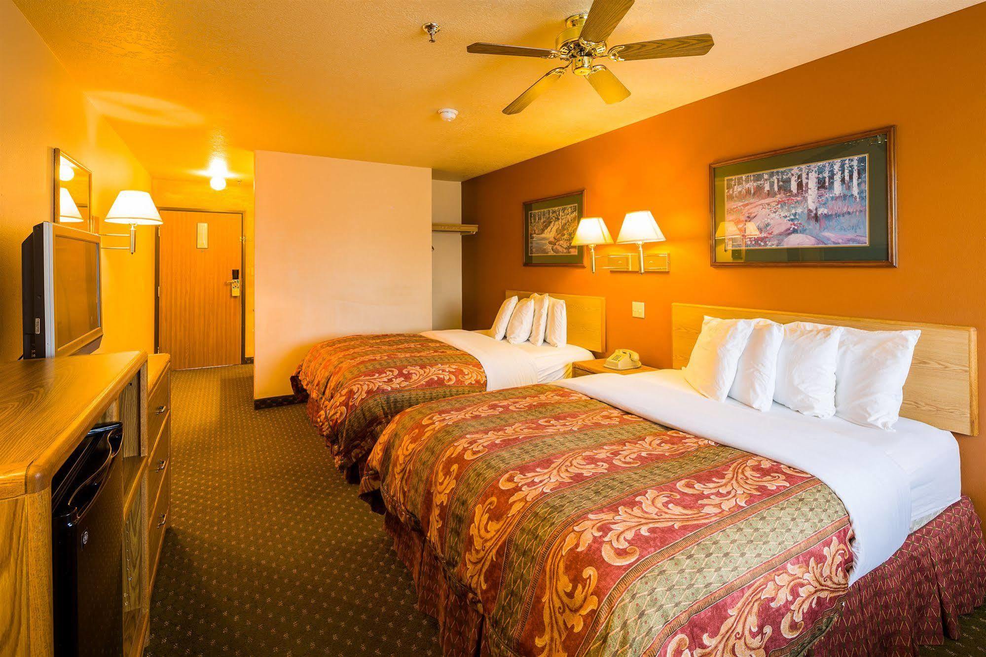 Alpine Inn & Suites גאניסון מראה חיצוני תמונה